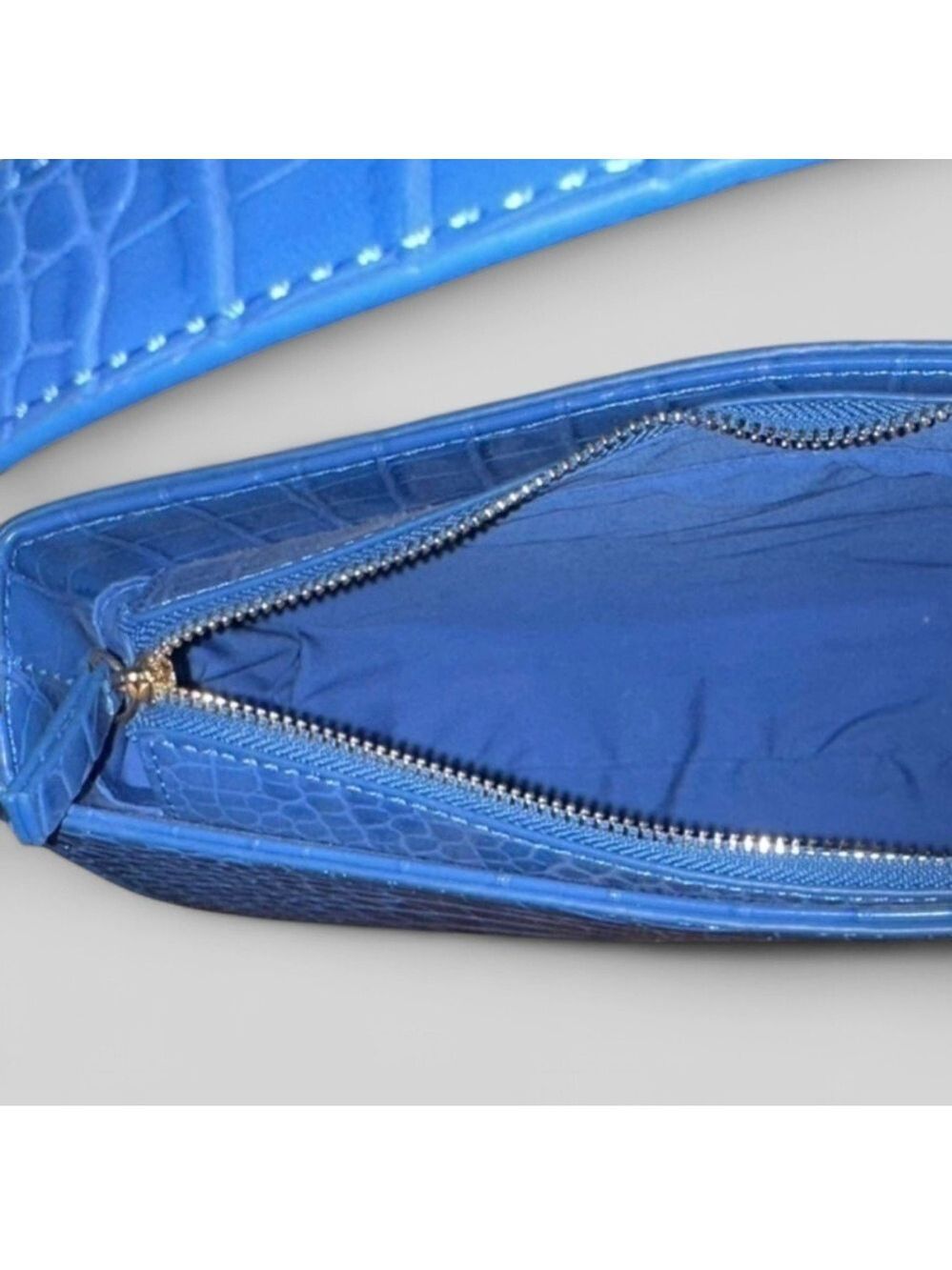 Abercrombie & Fitch-Croc-Embossed small Handbag-NEW-Blue - Picture 7 of 7